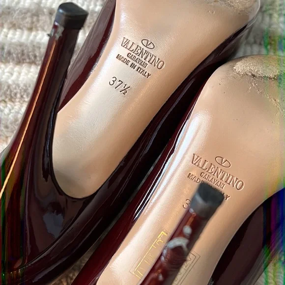 Patent Leather Pumps - Picture 11 of 13
